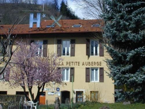 Hotel Restaurant "La Petite Auberge" Bourg-Saint-Maurice Bagian luar foto