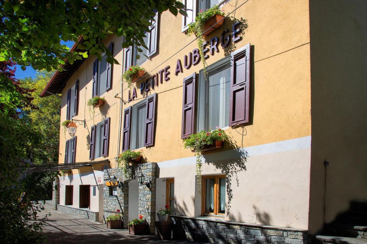 Hotel Restaurant "La Petite Auberge" Bourg-Saint-Maurice Bagian luar foto